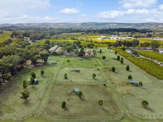 Cottage for sale in Horseshoe Creek, South Australia