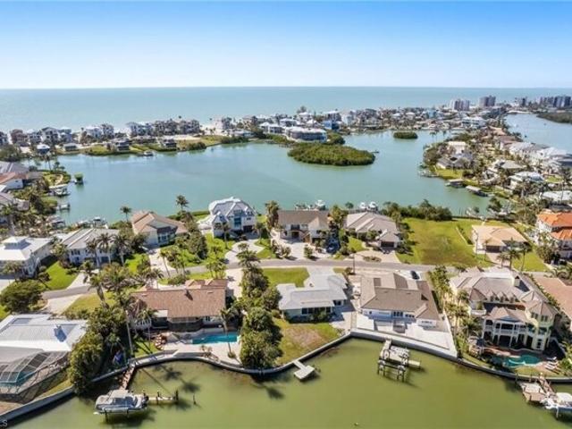 House for sale in Bonita Springs