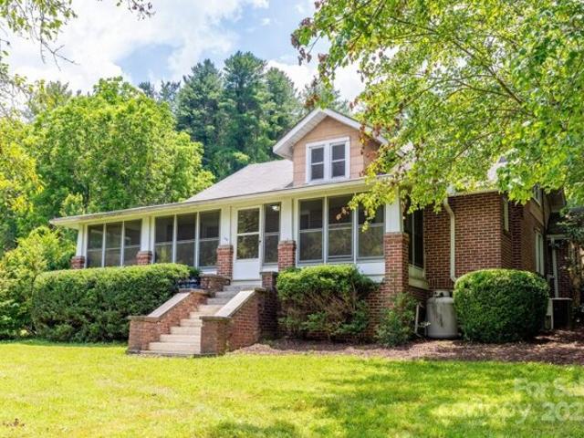 House for sale in Weaverville