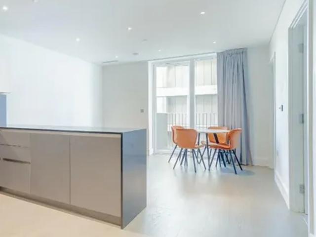 Apartment for rent in Battersea, Greater London