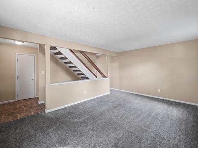 Apartment for rent in Newark