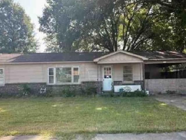 House for sale in Bernie, Stoddard County