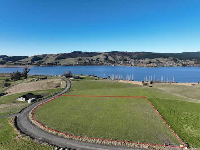 Property for sale in Otakou