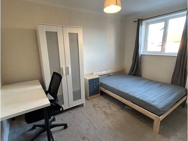 Room for rent in Alder Hills, Poole