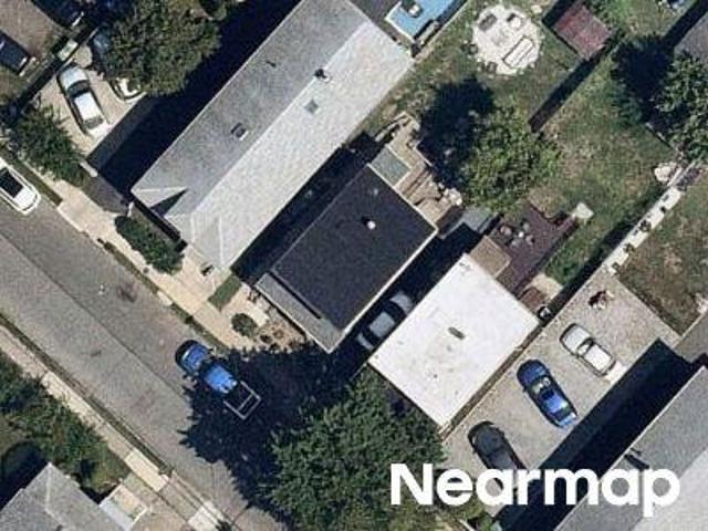 House for sale in Elizabeth, New Jersey
