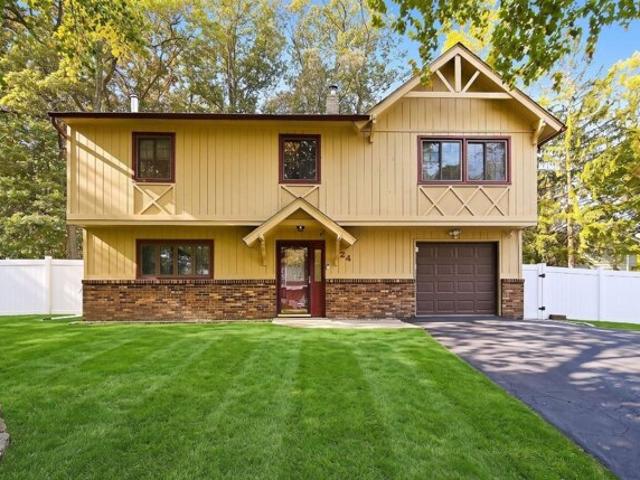 House for sale in Hopatcong, Sussex County