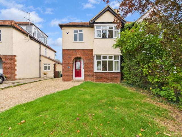 House for rent in Ewens Farm, Cheltenham