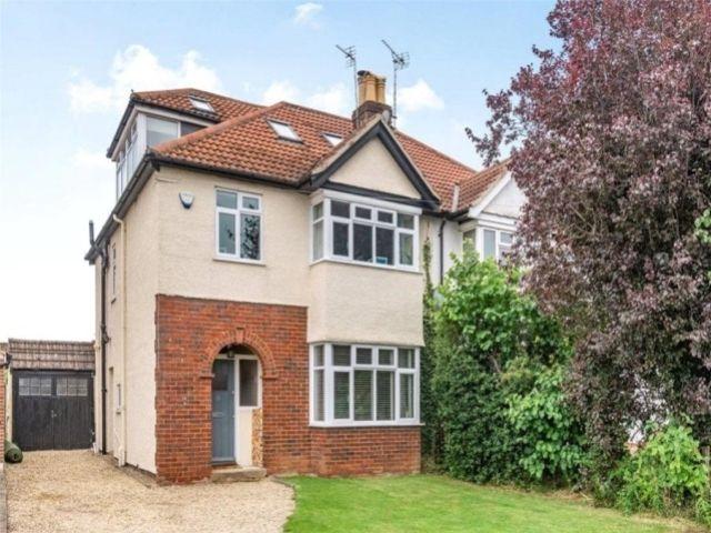 House for rent in Ewens Farm, Golden Valley