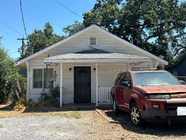 House for sale in Shasta, California