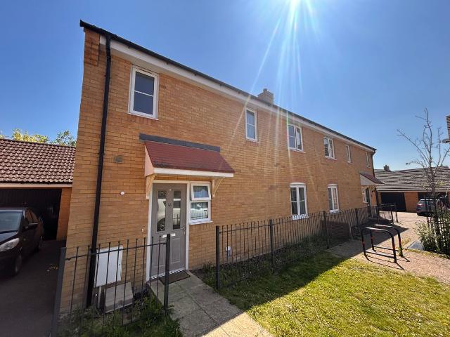 House for rent in Woodlands Park, Bedford