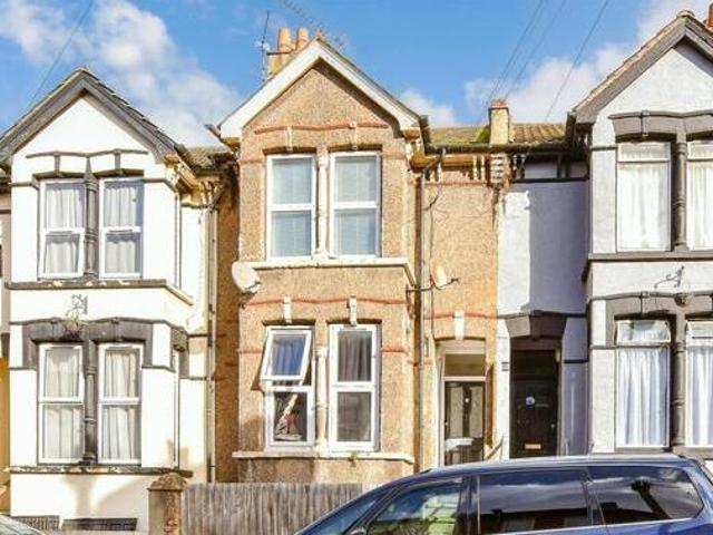 House for sale in Brompton, Chatham