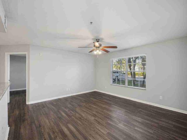 Apartment for rent in Naples, Florida