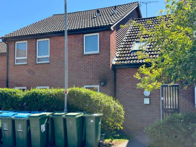 Studio for rent in Coppice, Aylesbury