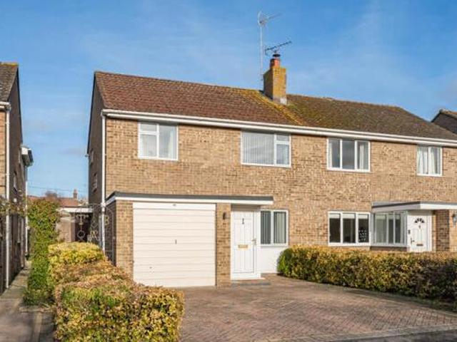 House for sale in The Slade, Oxfordshire