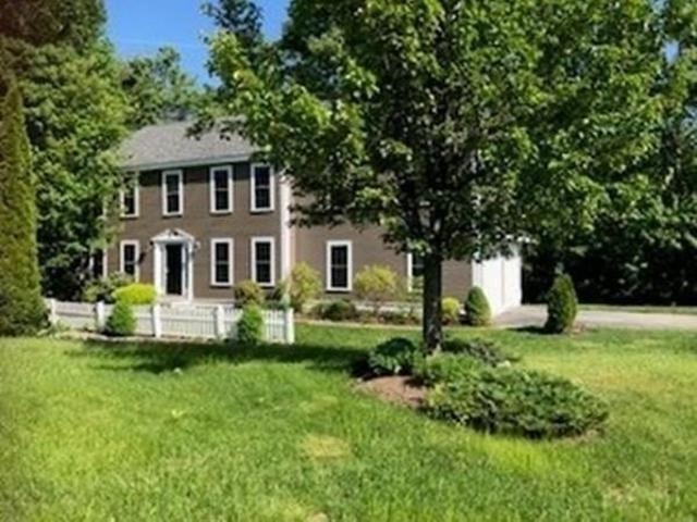 House for sale in Dracut, Massachusetts