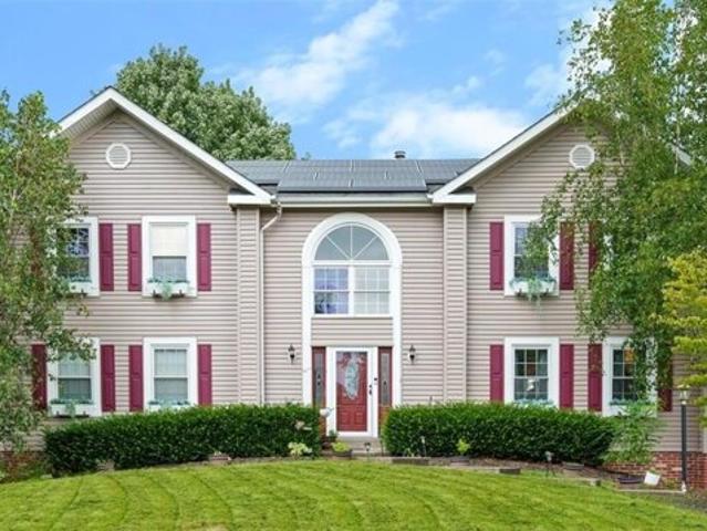 House for sale in Allison Park