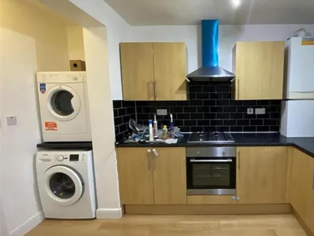 House for rent in The Hale, Greater London