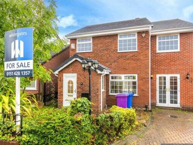 House for sale in Calderstones