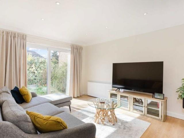 House for rent in Old Malden, Greater London