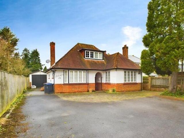 House for sale in Beaconsfield, Penn Bottom