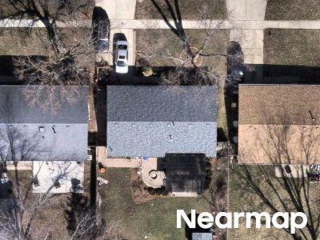 House for sale in Streamwood, Illinois