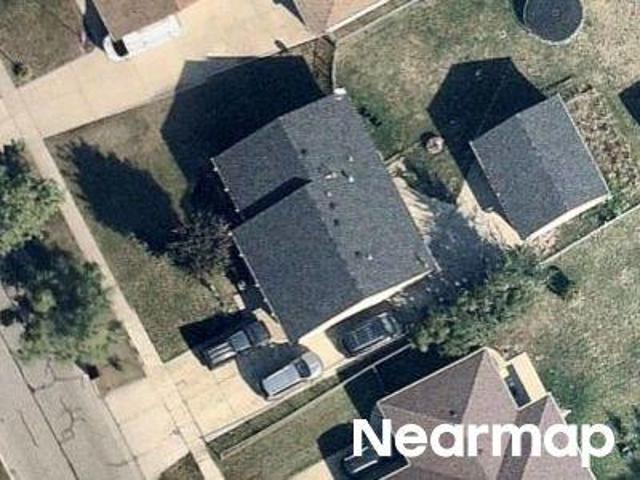House for sale in Streamwood, Illinois