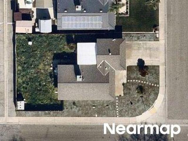 House for sale in Kingsburg, California