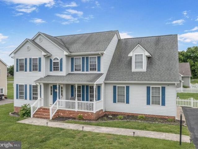 House for sale in Bowling Green