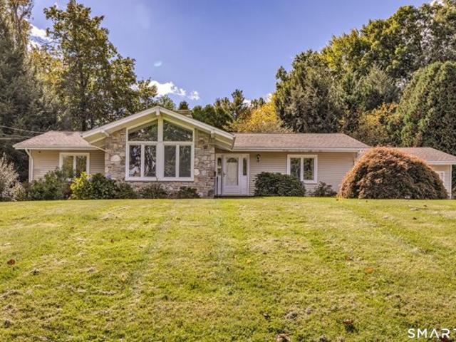 House for sale in Manchester, Capitol Planning Region