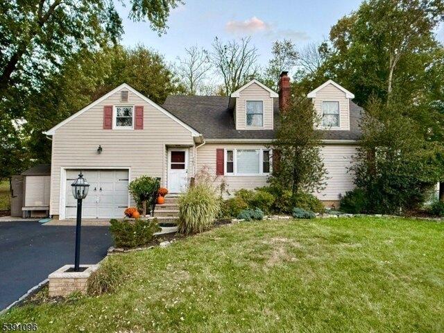 House for sale in Clark, New Jersey