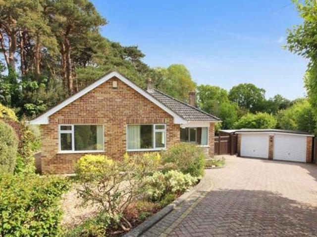 House for sale in Broadstone