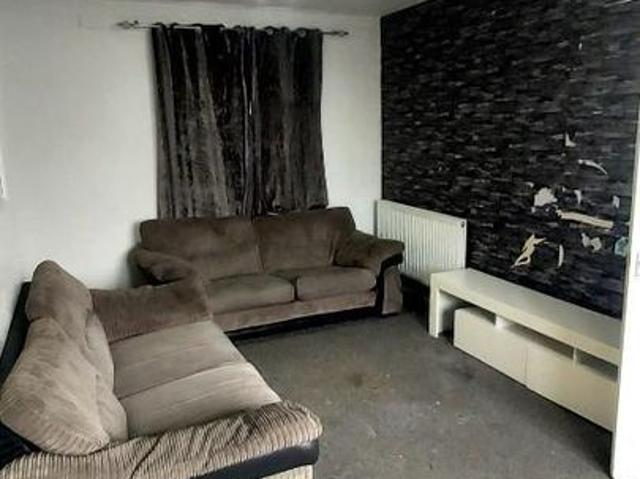House for rent in London Borough of Barking and Dagenham, Greater London