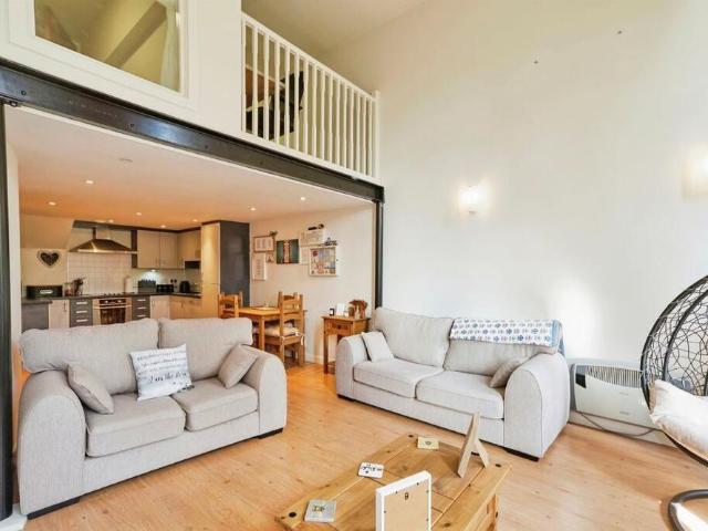 Apartment for rent in Apperley Bridge, West Yorkshire