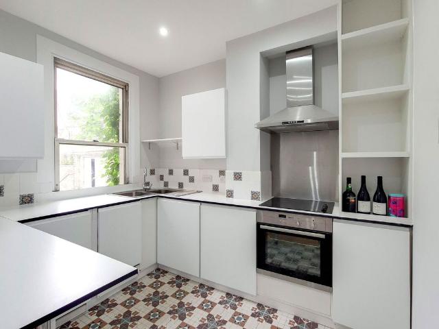 Apartment for rent in London Borough of Lambeth, Greater London