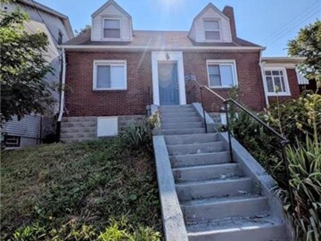 House for sale in Mckeesport