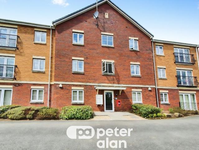 Apartment for rent in Llanharry, Brynsadler