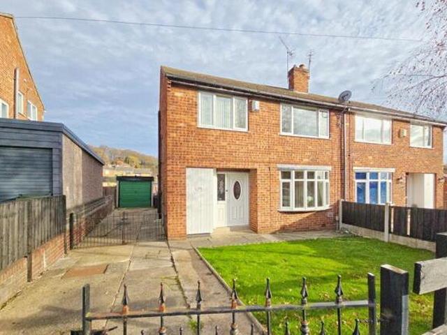 House for sale in Ardsley, South Yorkshire