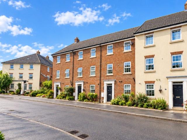 House for rent in Red Hill, Surrey