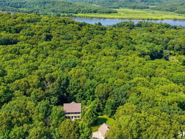 House for sale in Deep River, Connecticut