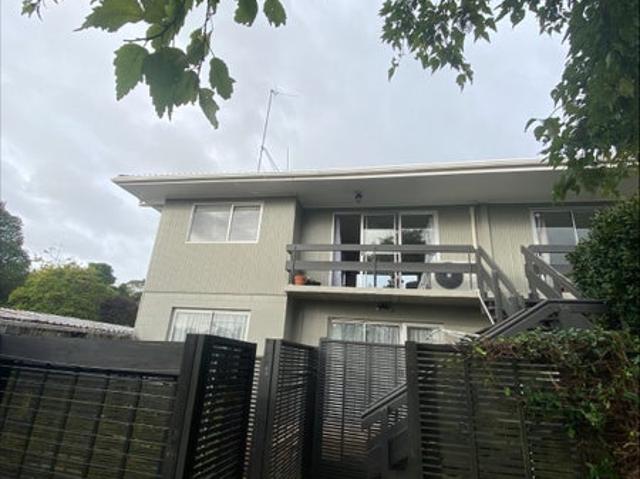 Apartment for rent in Saint Johns, Ōrākei