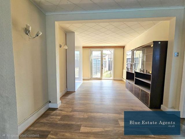 House for rent in London Borough of Hounslow, Greater London