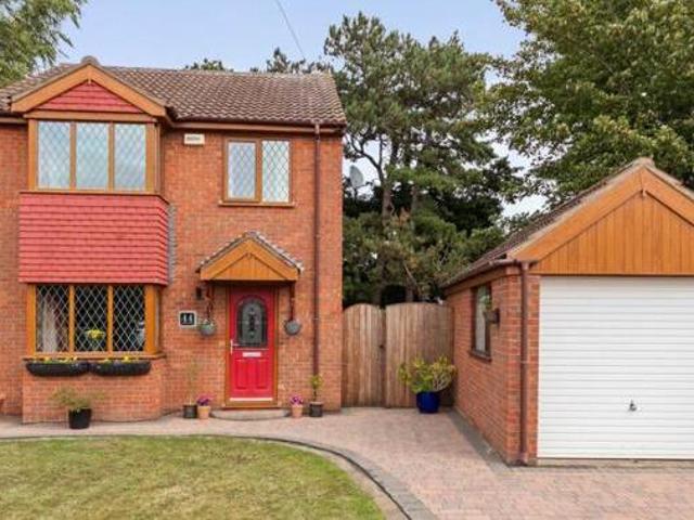 House for sale in Grimsby, North East Lincolnshire