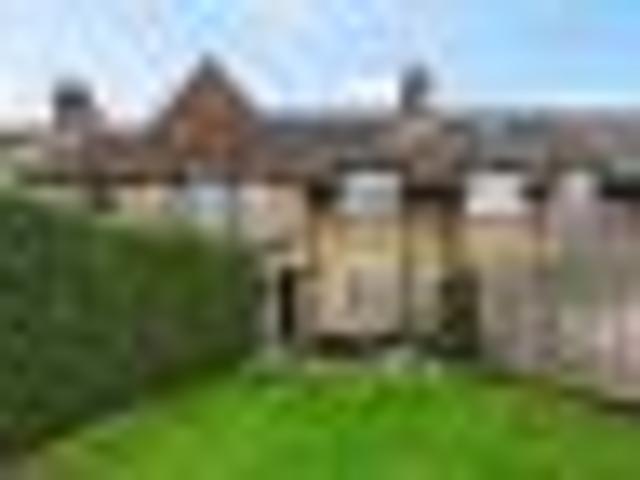 House for rent in Chalk Farm, Cat Hill