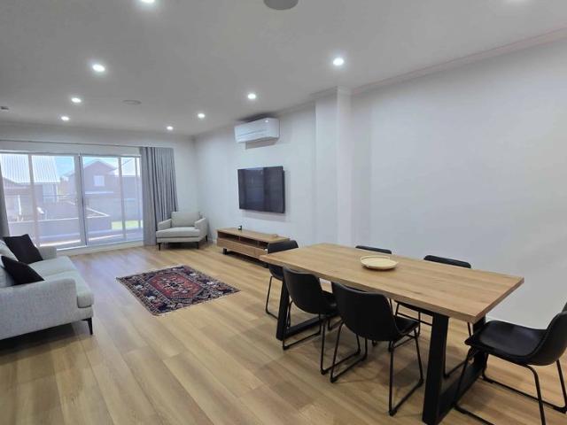Townhouse for rent in Hillersden, Oroua County