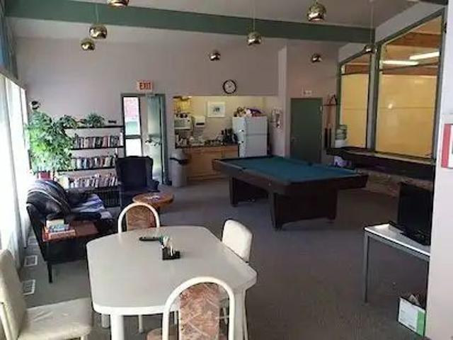 Apartment for rent in Deer Ridge, Calgary