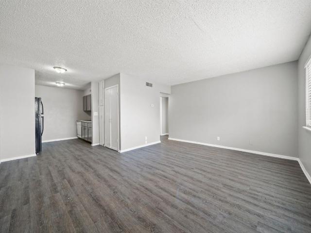 Apartment for rent in Briarwood, Tulsa