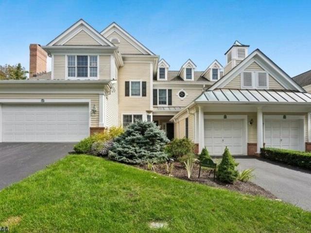 Condo for sale in Far Hills, New Jersey