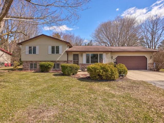 House for sale in Freeland