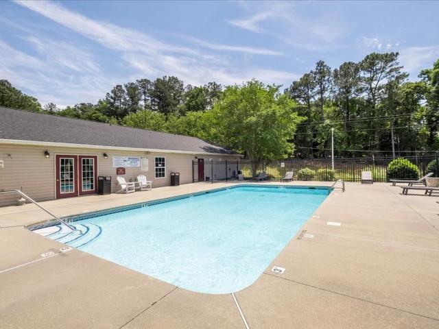 Apartment for rent in Kings Grant Apartments, Fayetteville
