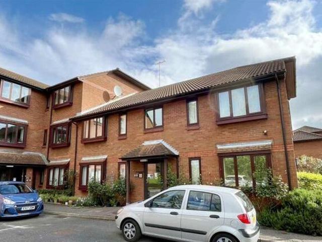 House for sale in Merry Hill, Hertsmere
